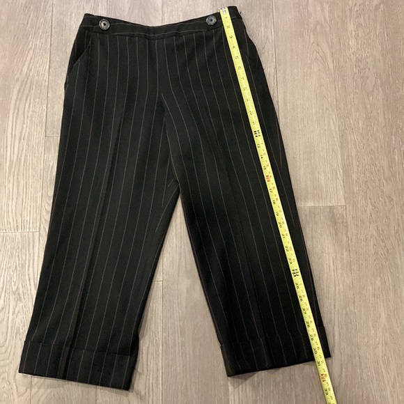 Larry Levine Cropped Pants - Picture 5 of 10